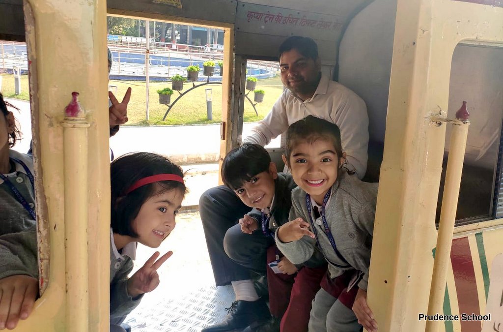 TRIP-TO-CHANDIGARH-GRADE3